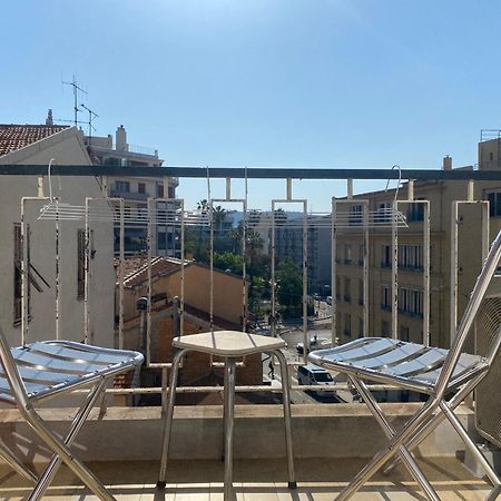 Mirela'S Private Room With Key, Ac, Lift & Balcony In The Center Of Nice On The Cote D'Azur Exterior foto