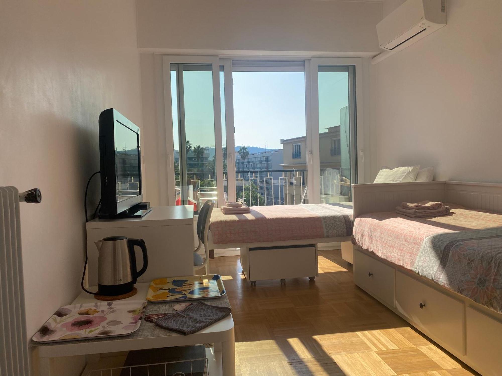 Mirela'S Private Room With Key, Ac, Lift & Balcony In The Center Of Nice On The Cote D'Azur Exterior foto
